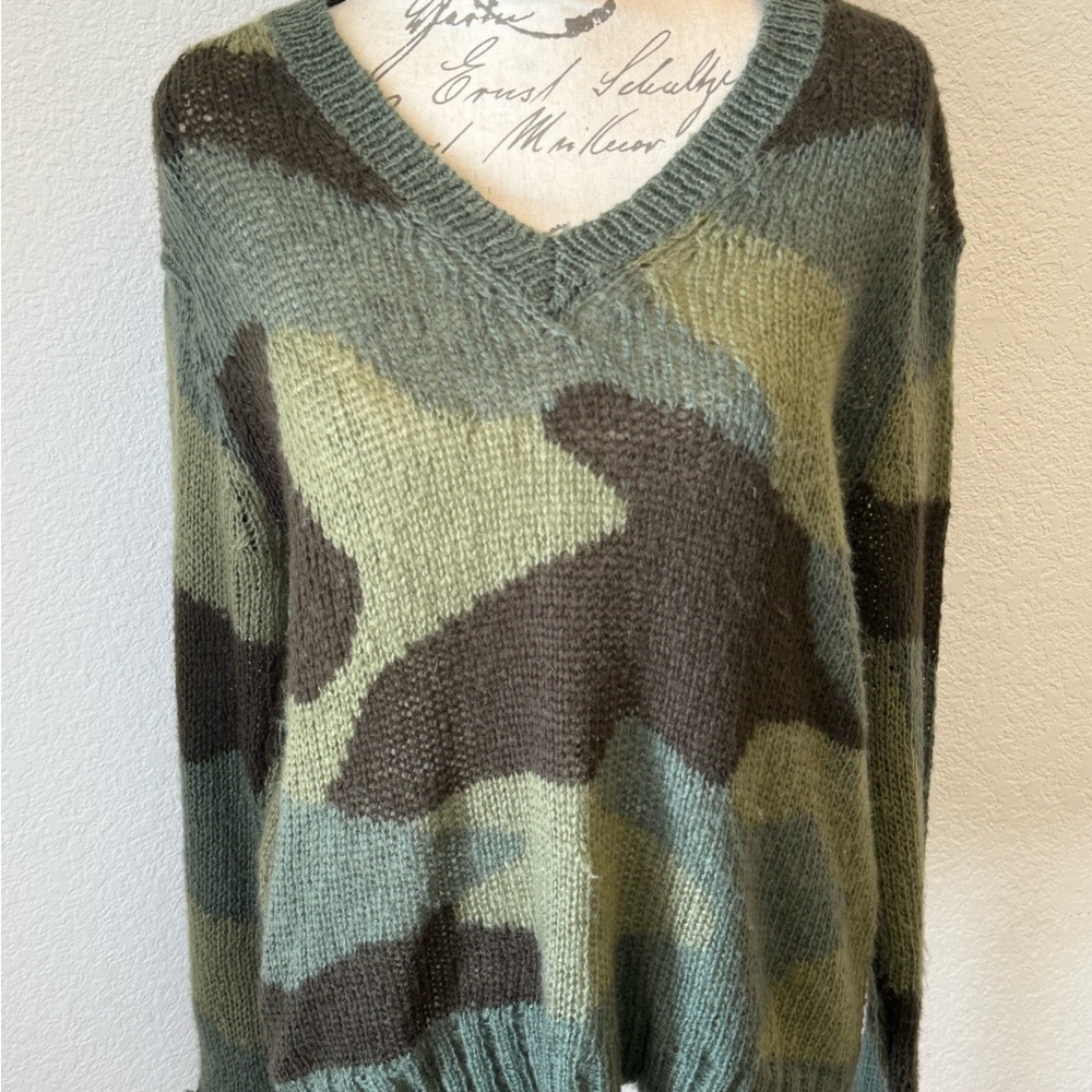 Wooden Ships Green and Brown camouflage V-Neck Sweater